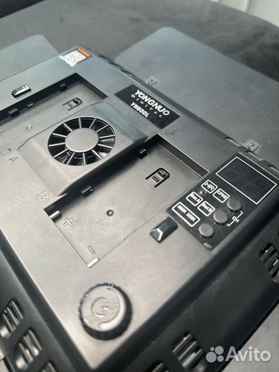 Видеосвет yongnuo 600