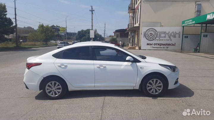 Hyundai Solaris 1.4 AT, 2019, 294 000 км