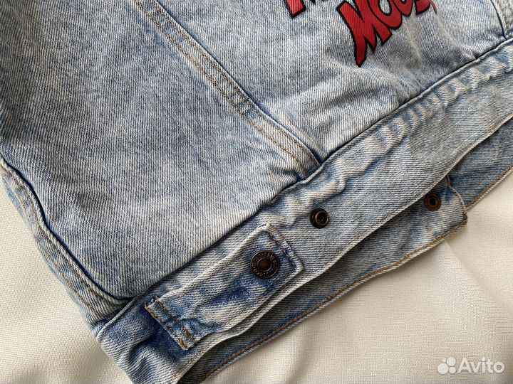 Джинсовая куртка Levis S 42 шерпа Микки оригинал