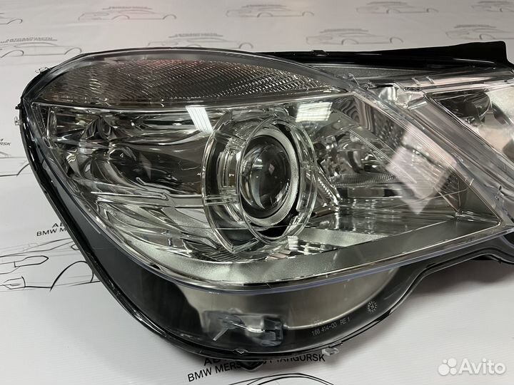 Передняя правая фара Mercedes W212 дорестайлинг