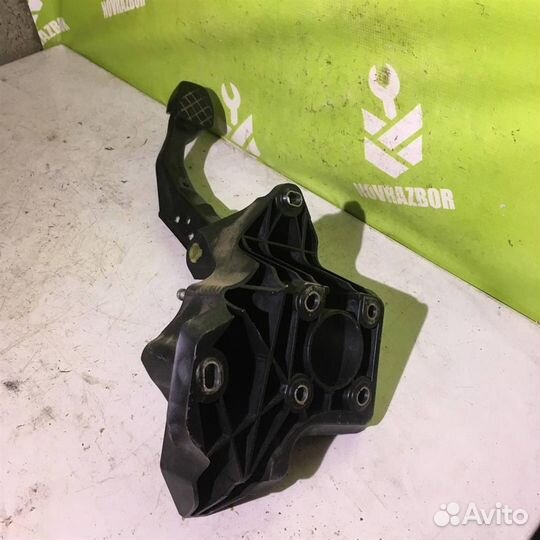 Педаль тормоза Фольксваген Поло седан рус