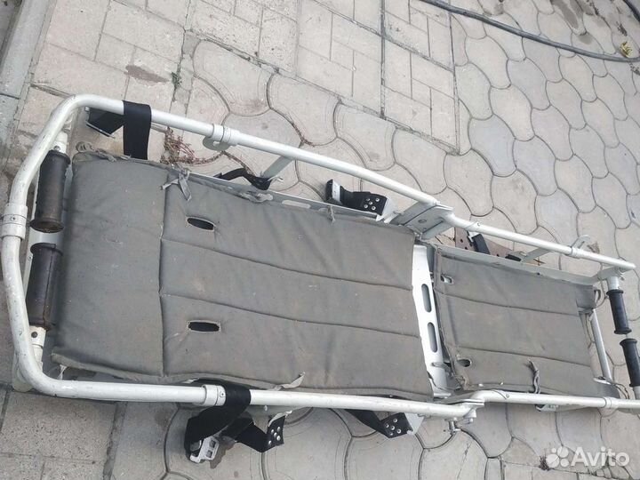 Вертолетные специальные больничные носилки