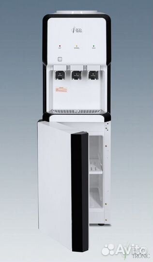 Кулер для воды с тремя краниками