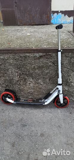 Самокат Nixon pro