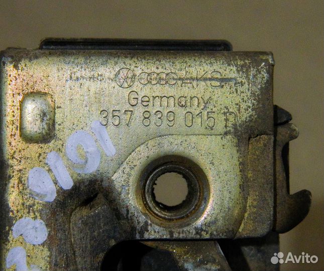 Замок двери зад. левой VW Passat B3 универсал