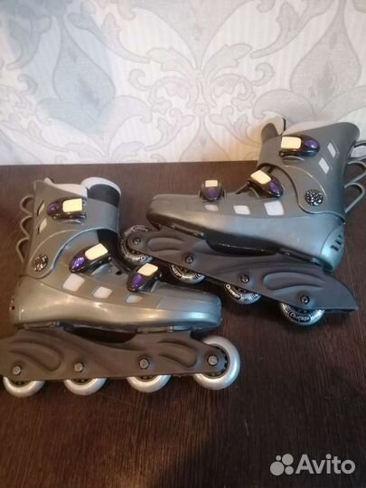 Роликовые коньки (без ремешков крепления)
