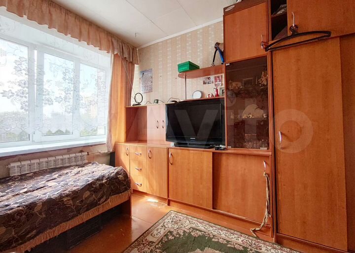 Комната 16 м² в 4-к., 9/10 эт.