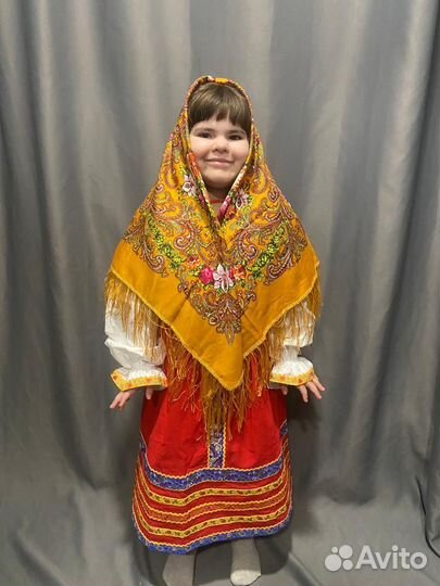 Русский народный платок желтый