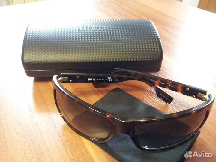 Солнцезащитные очки