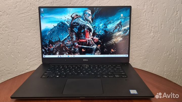 Игровой Ноутбук Dell 9570 i5-7300HQ\GTX 1050-4Gb
