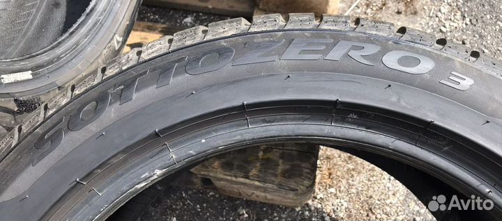 Pirelli Winter Sottozero 3 245/45 R17 99V