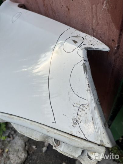 Передние крылья на LADA granta fl