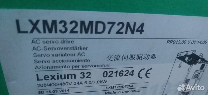 Серводрайвер Schneider Electric LXM32MD72N4