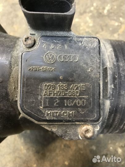 Датчик расхода воздуха Audi А4 B5