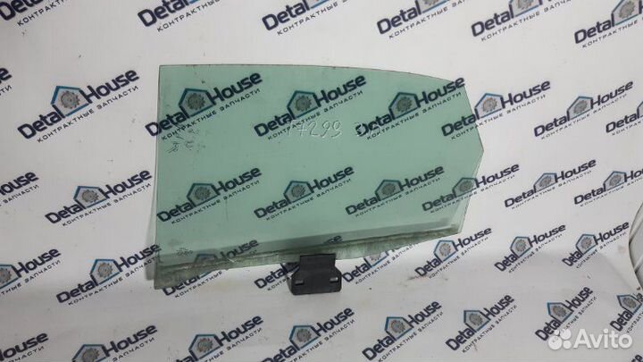 Стекло двери заднее правое Audi A4 B6 2.0 ALT 2002