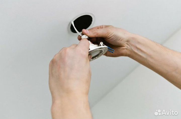 Электрик.Установка люстр