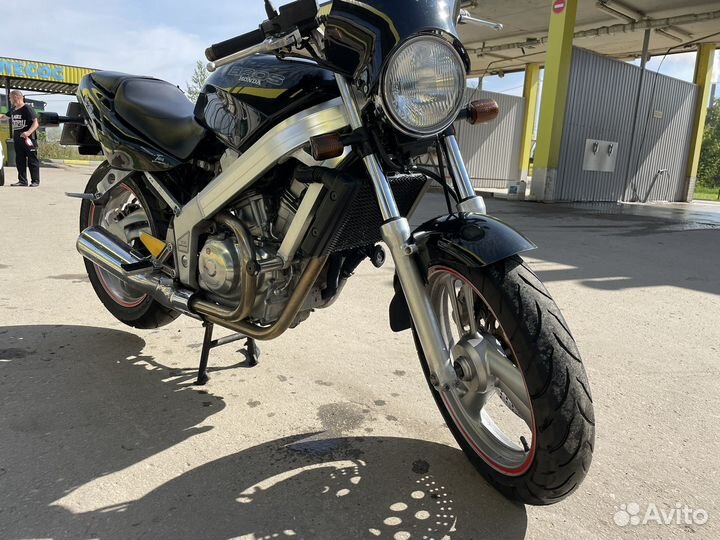 Honda Bros 400
