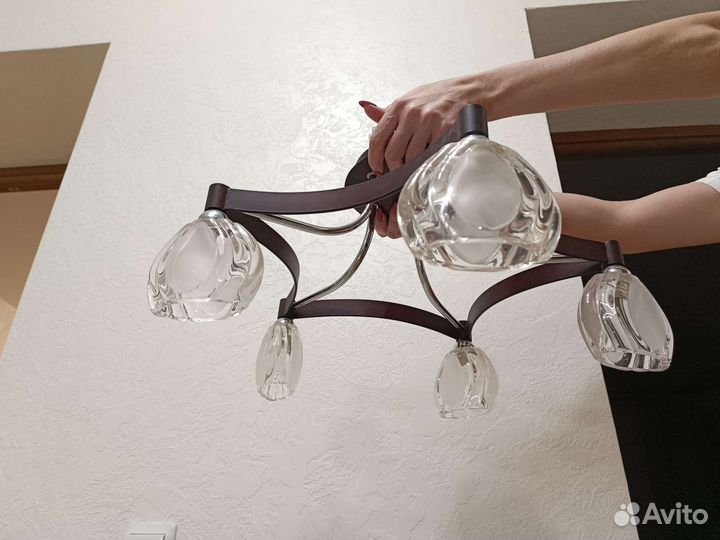 Люстра потолочная