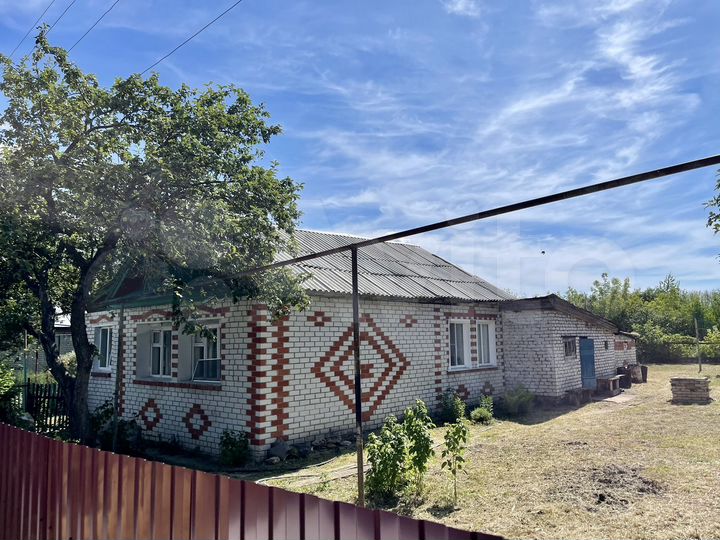 Дом 100 м² на участке 8 сот.