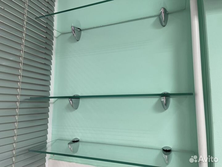 Полка настенная стеклянная