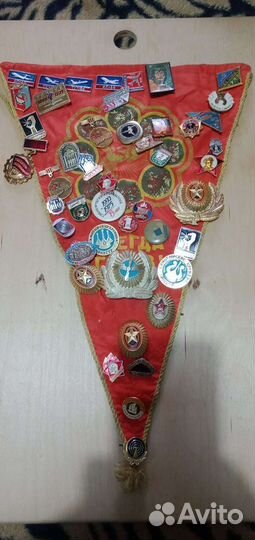 Значки, вымпелы