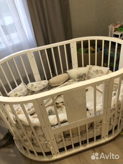 Кроватка трансформер с маятником