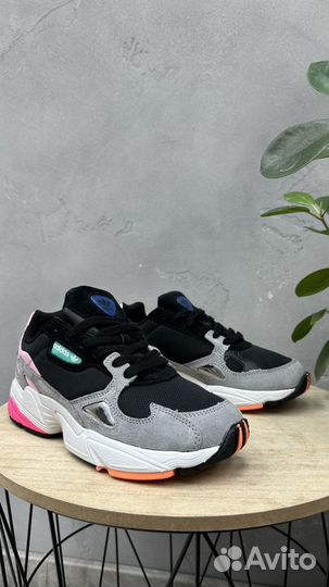 Кроссовки Adidas Falcon Grey/Pink/Black