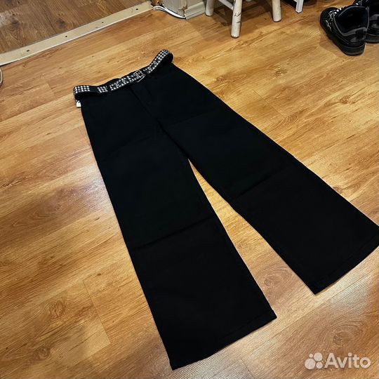 Джинсы Balenciaga Relaxed Cut