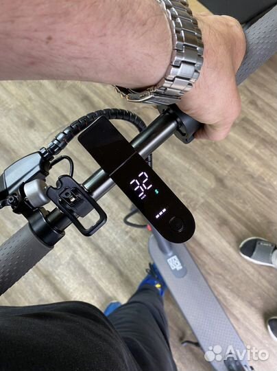 Электросамокат xiaomi m365 pro