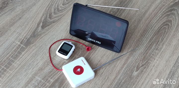 Кнопка вызова помощи инвалидам в санузел