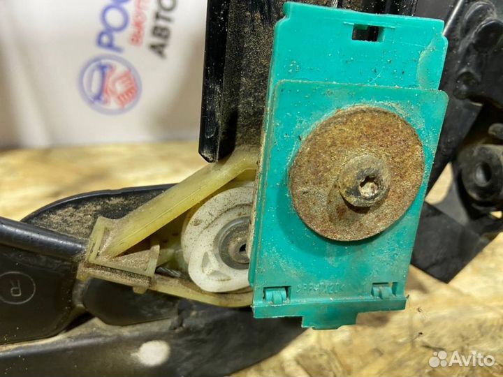 Стеклоподъемник Volkswagen Touareg 7L