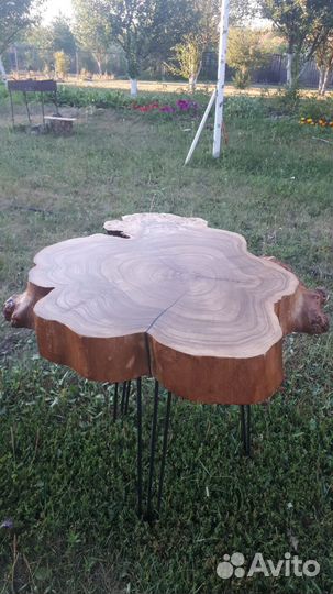 Журнальный столик