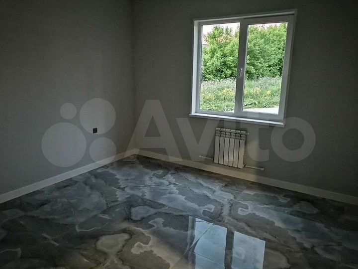 Дом 130 м² на участке 5 сот.