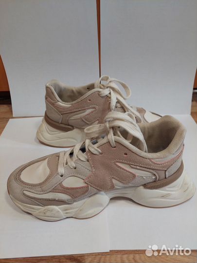 Кроссовки женские 37 размер