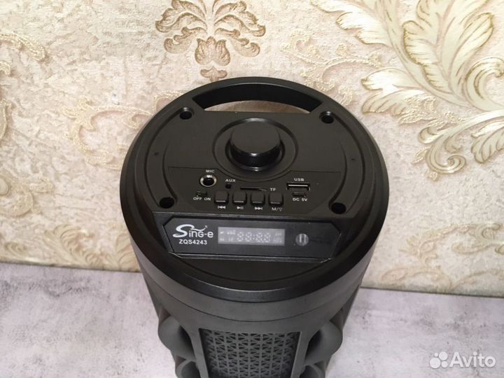 Портативная колонка