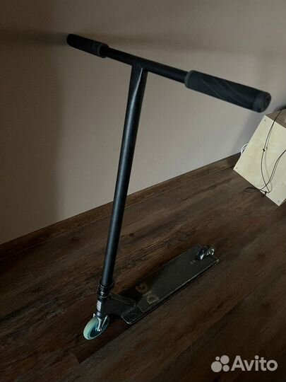 Продам трюковой самокат,кастом