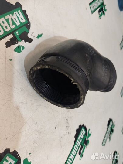 Патрубок интеркулера Volkswagen Tiguan 1