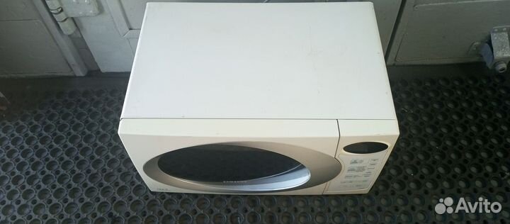 Свч микроволновая печь на запчасти