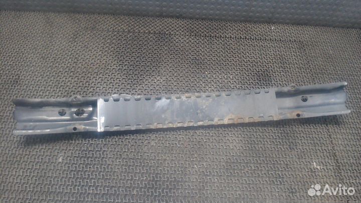 Усилитель бампера BMW 5 E60, 2008