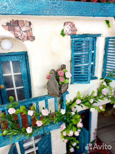 Розы в ящике миниатюра