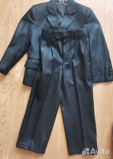 Костюм детский новый