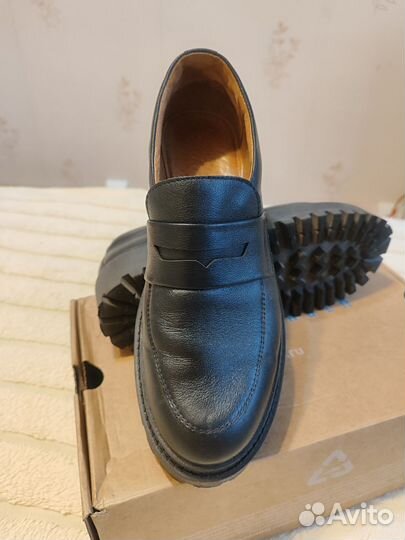 Лоферы женские 39 размер