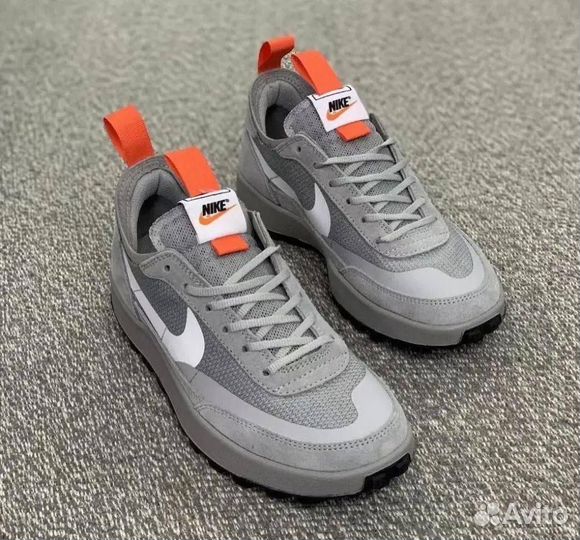 Кроссовки Nike