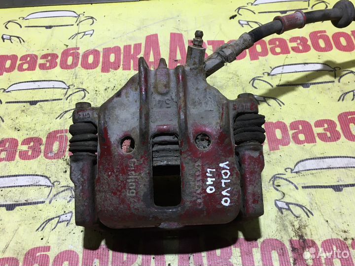 Суппорт тормозной Volvo 440/460 передний правый