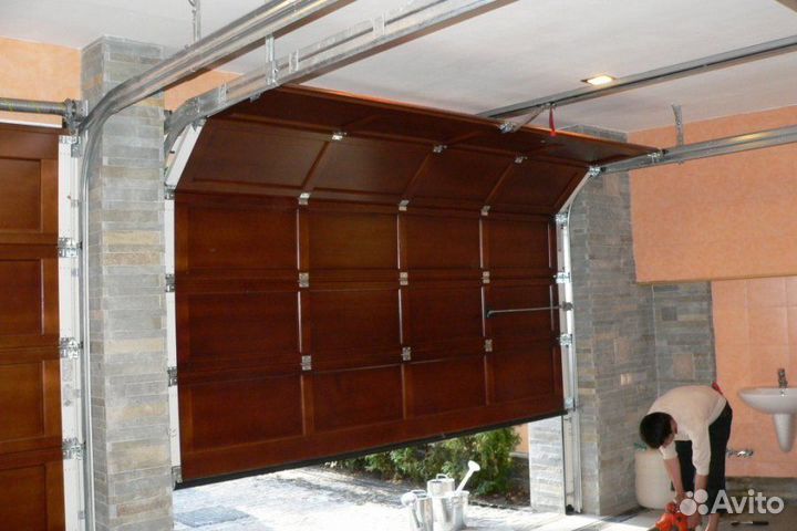 Секционные ворота бу