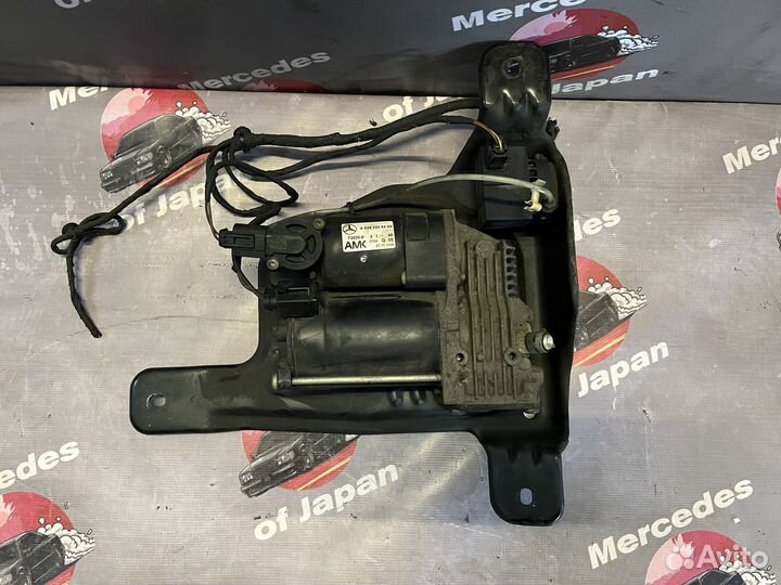 Компрессор пневмоподвески Mercedes w639. Япония