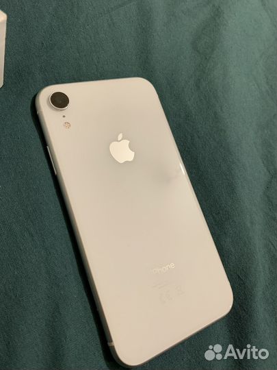 iPhone Xr, 64 ГБ
