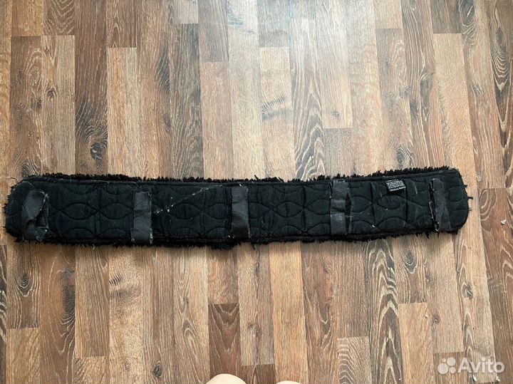 Конная амуниция бу - мех под подпругу 92см