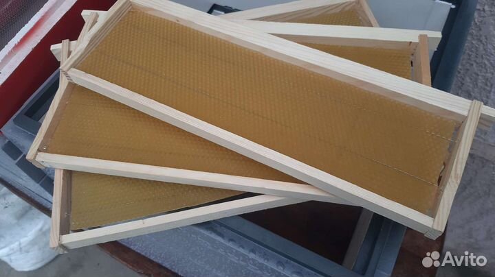 Рамки дадан, рута, магазинная, с вощиной, леской