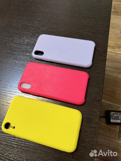 Чехлы на телефон iPhone XR